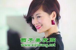 姚倩倩个人资料,才华横溢的年轻艺术家，绽放独特光彩